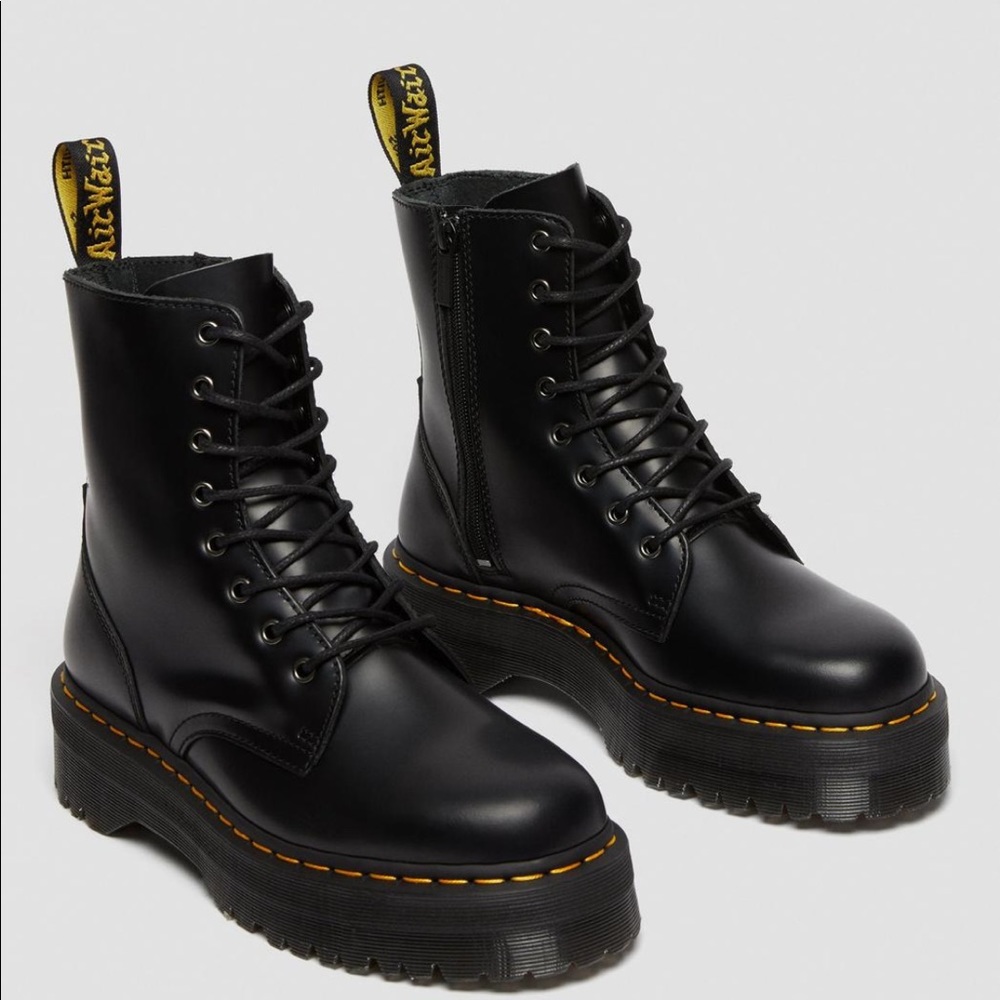 Dr. Marten Jadon